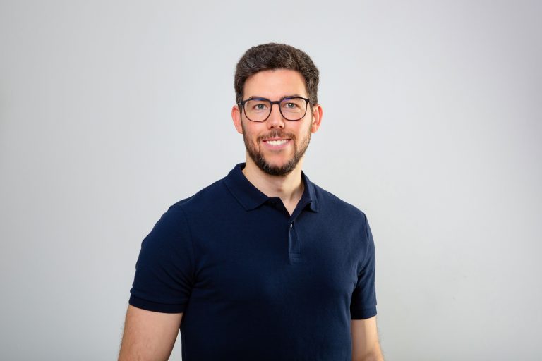 Porträt von Dr. Sebastian Straßburger, Facharzt für Gynäkologie und Geburtshilfe in Kitzingen